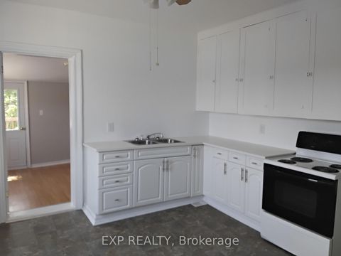 Photo 23 at 70-72 Victoria Avenue, SMITHS FALLS, Smiths Falls