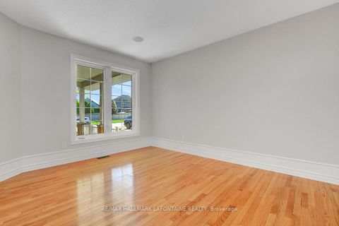 Photo 3 at 919 Scala Avenue, Notting Hill/Summerside, Orleans