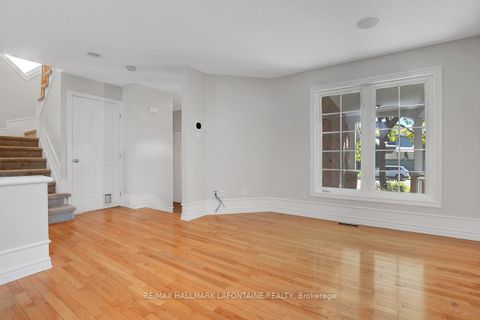 Photo 4 at 919 Scala Avenue, Notting Hill/Summerside, Orleans