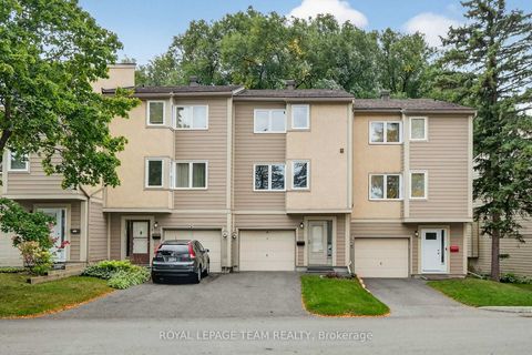 Photo 1 at 11 Peary Way, Katimavik, Kanata