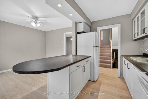 Photo 18 at 11 Peary Way, Katimavik, Kanata