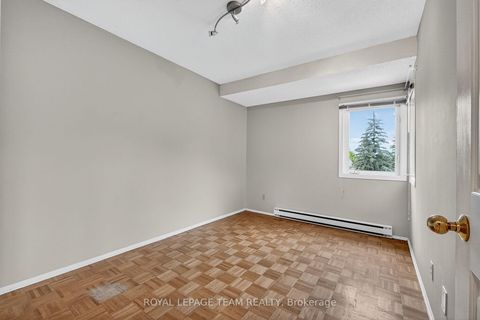 Photo 26 at 11 Peary Way, Katimavik, Kanata