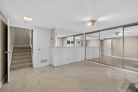 Photo 34 at 11 Peary Way, Katimavik, Kanata