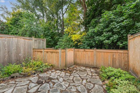 Photo 37 at 11 Peary Way, Katimavik, Kanata