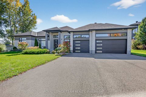 Photo 0 at 525 LEIMERK Court, Manotick Village & Manotick Estates, Manotick