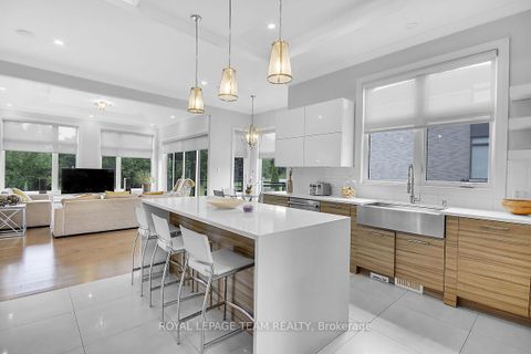 Photo 18 at 525 LEIMERK Court, Manotick Village & Manotick Estates, Manotick