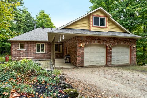 Photo 2 at 139 Sheil Drive, Drummond/North Elmsley (North Elmsley) Twp, Drummond/North Elmsley