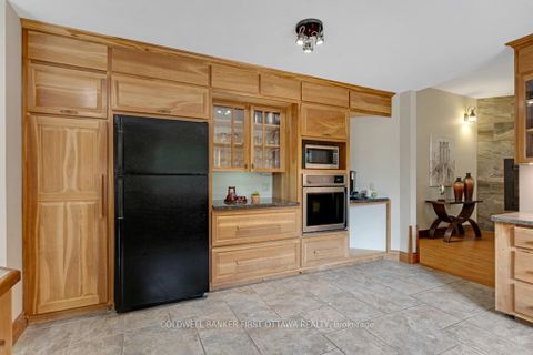 Photo 13 at 139 Sheil Drive, Drummond/North Elmsley (North Elmsley) Twp, Drummond/North Elmsley