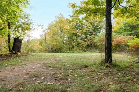 Photo 37 at 139 Sheil Drive, Drummond/North Elmsley (North Elmsley) Twp, Drummond/North Elmsley