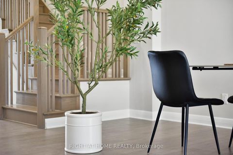 Photo 18 at 117 Escarpment Crescent, Kanata Lakes/Heritage Hills, Kanata