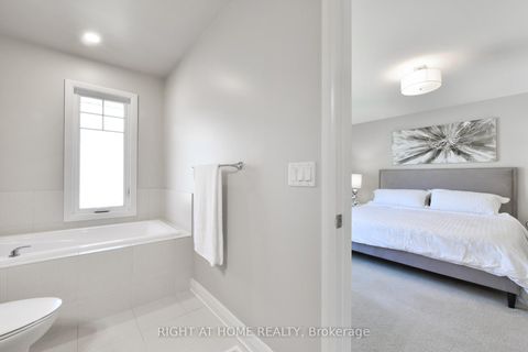 Photo 24 at 117 Escarpment Crescent, Kanata Lakes/Heritage Hills, Kanata