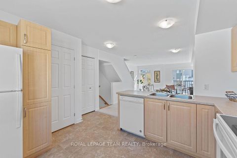 Photo 10 at 538 Recolte Private, Bilberry Creek/Queenswood Heights, Orleans