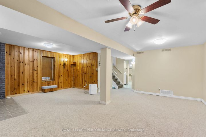 Photo 26 at 5 Revol Road, Nepean (Merivale Gardens), Ottawa