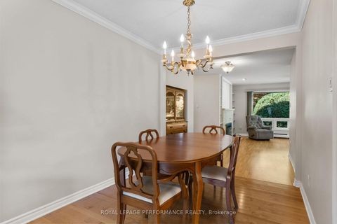 Photo 12 at 5 Revol Road, Nepean (Merivale Gardens), Ottawa