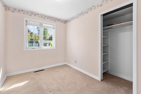 Photo 21 at 5 Revol Road, Nepean (Merivale Gardens), Ottawa