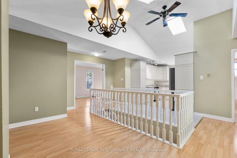 Photo 28 at 5 Revol Road, Nepean (Merivale Gardens), Ottawa