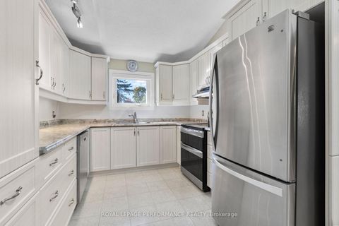 Photo 30 at 5 Revol Road, Nepean (Merivale Gardens), Ottawa