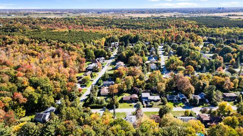 Photo 40 at 5 Revol Road, Nepean (Merivale Gardens), Ottawa