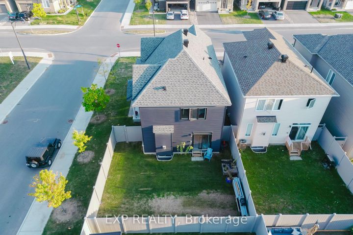 Photo 2 at 796 Cappamore Drive, Nepean (Half Moon Bay), Ottawa