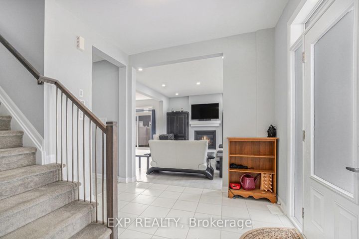 Photo 10 at 796 Cappamore Drive, Nepean (Half Moon Bay), Ottawa