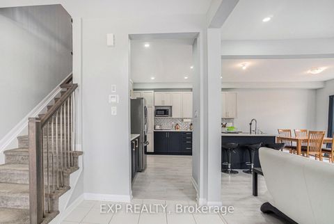 Photo 9 at 796 Cappamore Drive, Nepean (Half Moon Bay), Ottawa