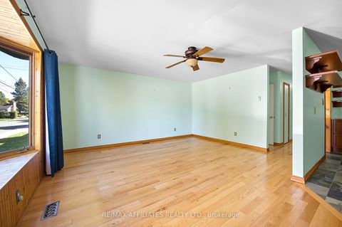 Photo 6 at 12 Prince Street, Carleton Place