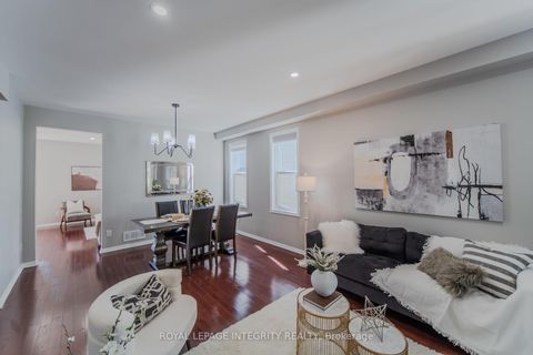 Photo 4 at 214 HUNTSVILLE Drive, Kanata Lakes/Heritage Hills, Kanata