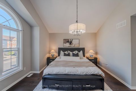 Photo 17 at 214 HUNTSVILLE Drive, Kanata Lakes/Heritage Hills, Kanata