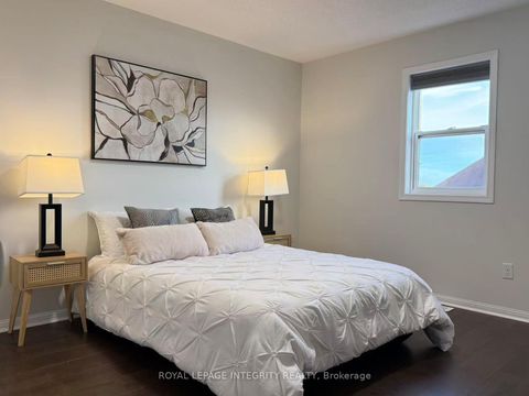 Photo 24 at 214 HUNTSVILLE Drive, Kanata Lakes/Heritage Hills, Kanata