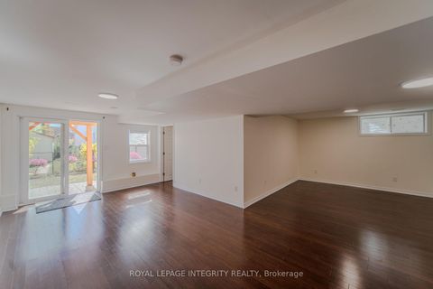 Photo 27 at 214 HUNTSVILLE Drive, Kanata Lakes/Heritage Hills, Kanata