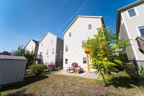 Photo 32 at 214 HUNTSVILLE Drive, Kanata Lakes/Heritage Hills, Kanata