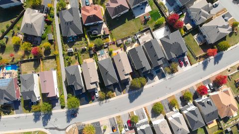 Photo 33 at 214 HUNTSVILLE Drive, Kanata Lakes/Heritage Hills, Kanata