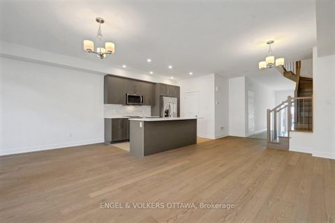 Photo 7 at 95 San Felice Circle, Emerald Meadows/Trailwest, Kanata