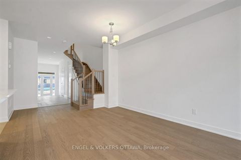 Photo 9 at 95 San Felice Circle, Emerald Meadows/Trailwest, Kanata