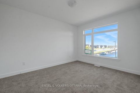 Photo 25 at 95 San Felice Circle, Emerald Meadows/Trailwest, Kanata