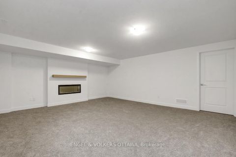 Photo 37 at 95 San Felice Circle, Emerald Meadows/Trailwest, Kanata