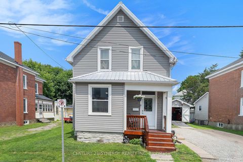 Photo 1 at 25 Kensington Avenue, SMITHS FALLS, Smiths Falls