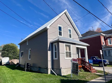 Photo 2 at 25 Kensington Avenue, SMITHS FALLS, Smiths Falls