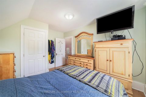 Photo 12 at 25 Kensington Avenue, SMITHS FALLS, Smiths Falls