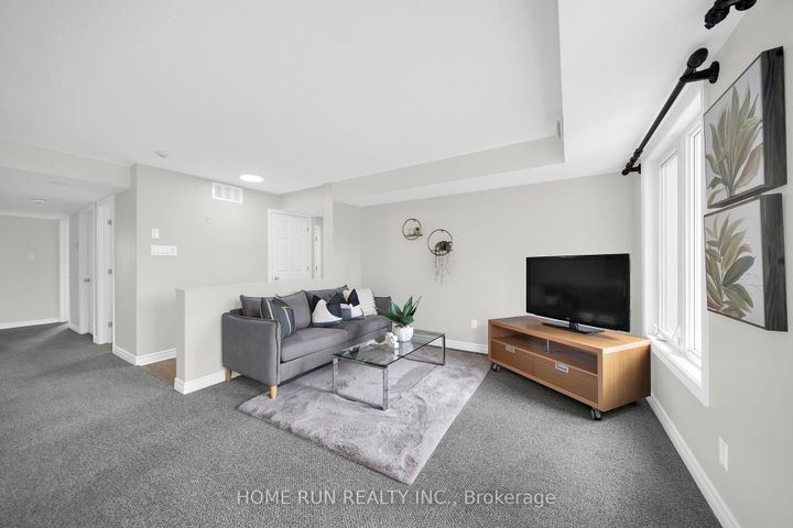 Photo 11 at 6 - 50 Barnstone Drive, Nepean (Barrhaven East), Ottawa