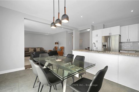 Photo 8 at 556 Genevriers Street, Avalon West, Orleans