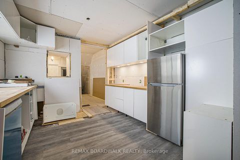 Photo 3 at 20 Montague Street, SMITHS FALLS, Smiths Falls