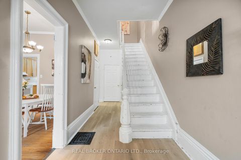 Photo 3 at 42 Daniel Street N, Arnprior