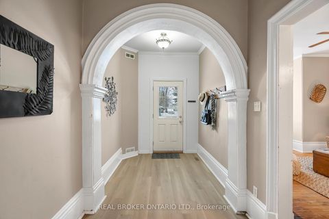 Photo 4 at 42 Daniel Street N, Arnprior