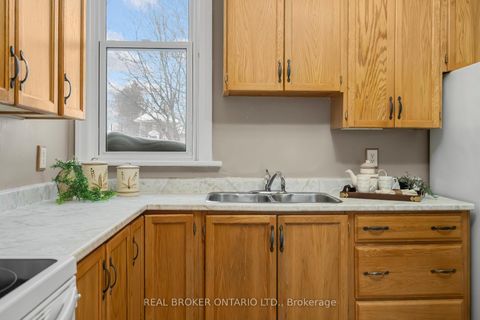 Photo 12 at 42 Daniel Street N, Arnprior