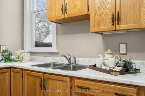 Photo 14 at 42 Daniel Street N, Arnprior