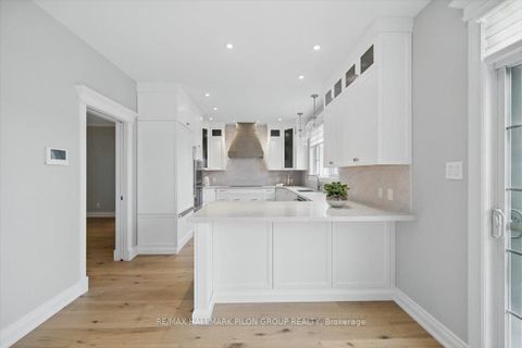 Photo 7 at 6373 RADISSON Way, Hiawatha Park/Convent Glen, Orleans