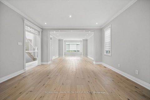 Photo 15 at 6373 RADISSON Way, Hiawatha Park/Convent Glen, Orleans