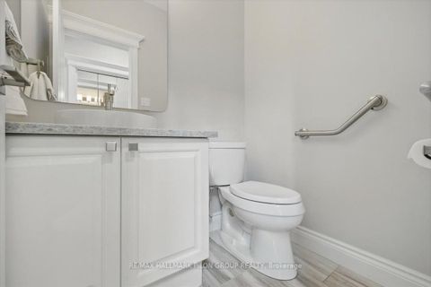 Photo 17 at 6373 RADISSON Way, Hiawatha Park/Convent Glen, Orleans