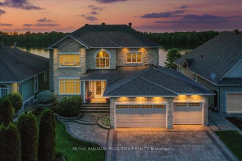 Photo 33 at 6373 RADISSON Way, Hiawatha Park/Convent Glen, Orleans